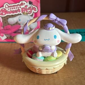 Toptoy Cinnamoroll Macaron Basket Sweet Gift Figure Blind Box Sanrio